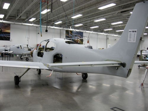 cirrus factory tour044.jpg
