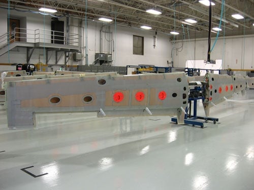 cirrus factory tour035.jpg