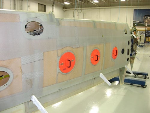 cirrus factory tour034.jpg