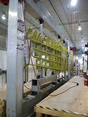 fl0209_kodiakfactory_009.jpg