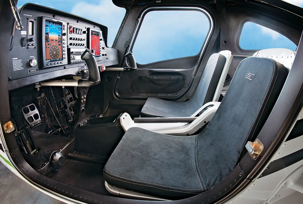 FLY1209_Cessna5_1000.jpg