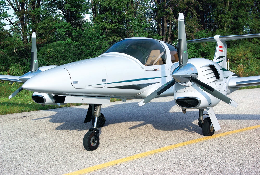 FLY1209_DA_Aus1x1000.jpg