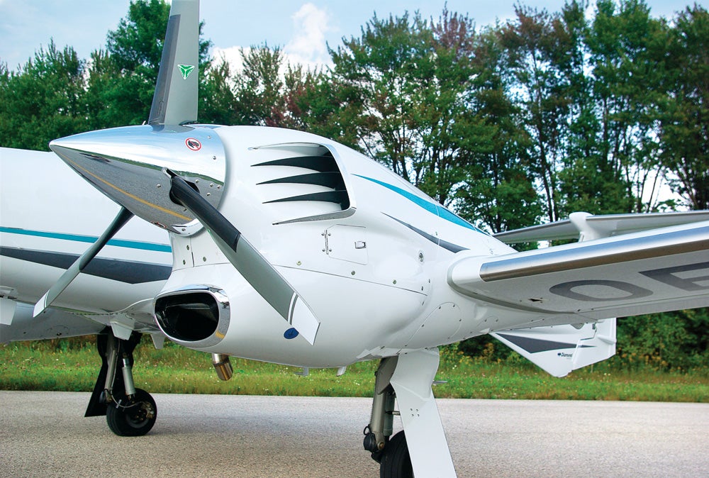 FLY1209_DA_Aus2x1000.jpg