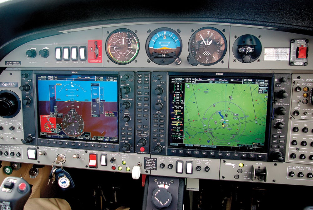 FLY1209_DA_dashx1000.jpg