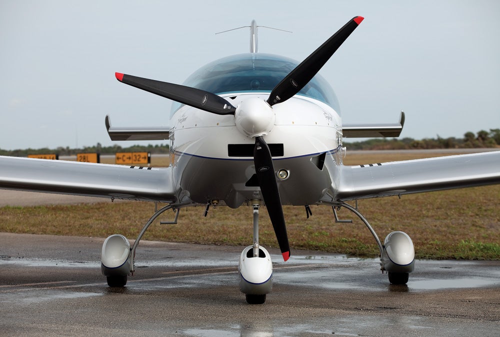 fly0410_piper2_1000x674.jpg
