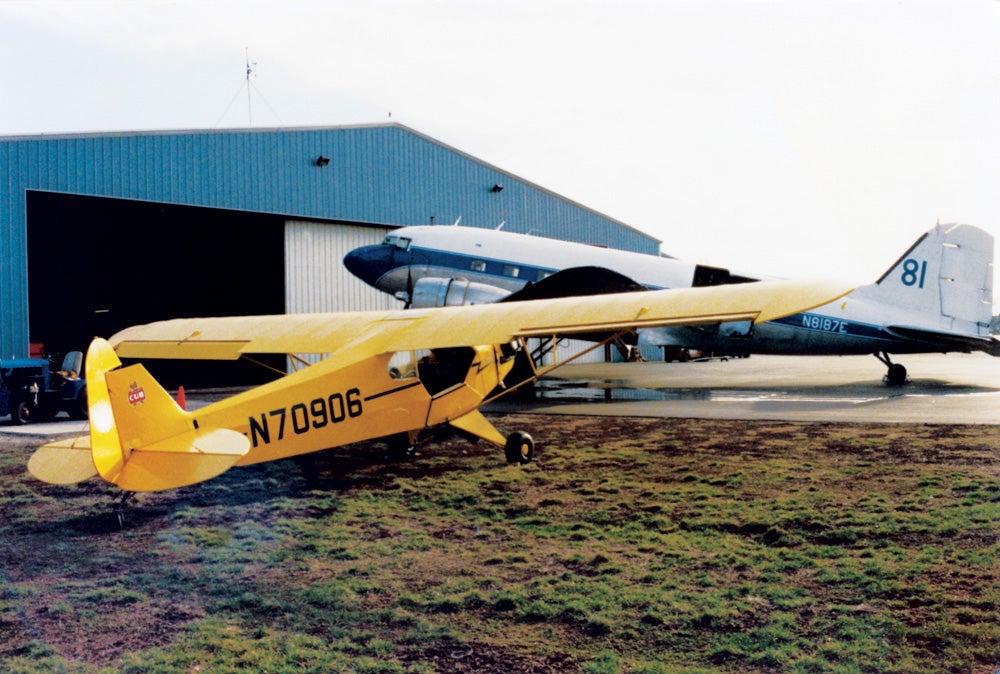 fly0810_attd5_1000x674.jpg
