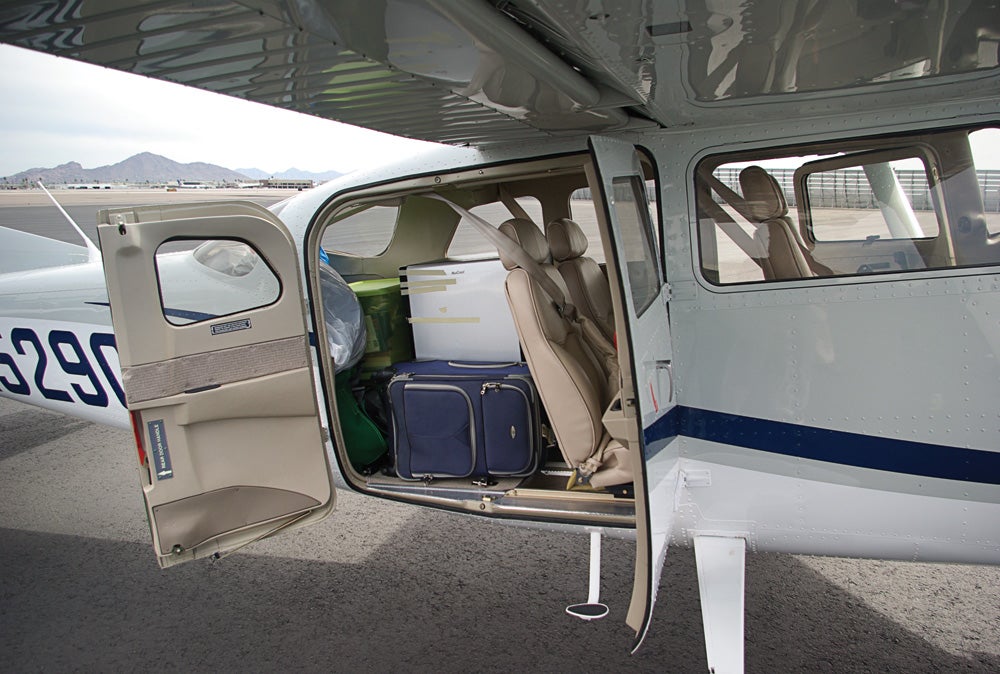 fly0810_cessna3_1000x674.jpg