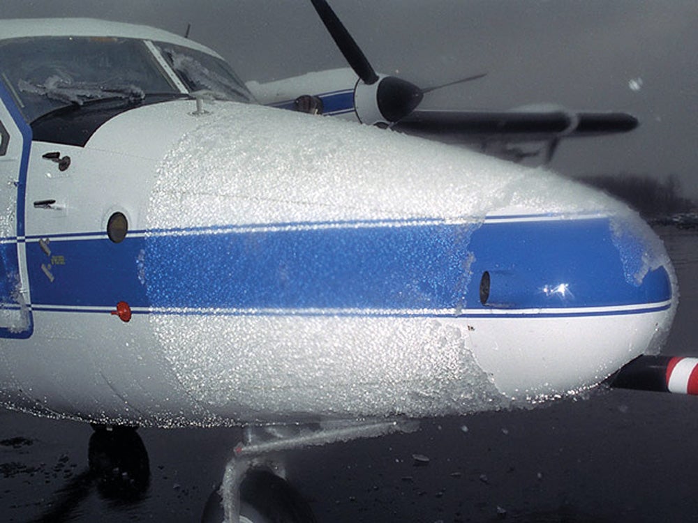 fly1110_ice4_1000x750.jpg