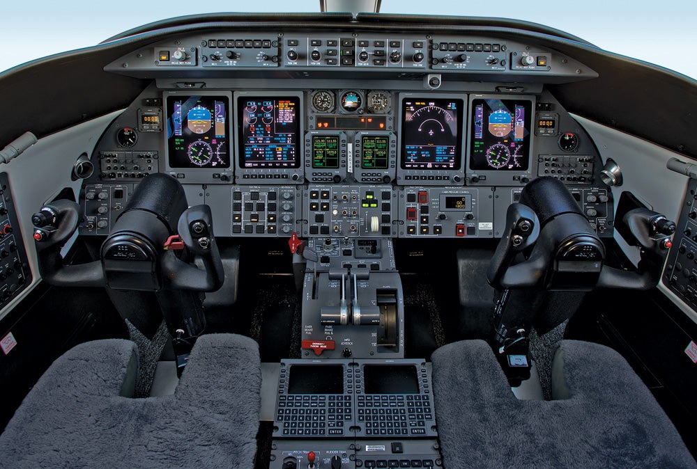 fly1110_lear5_1000x674.jpg