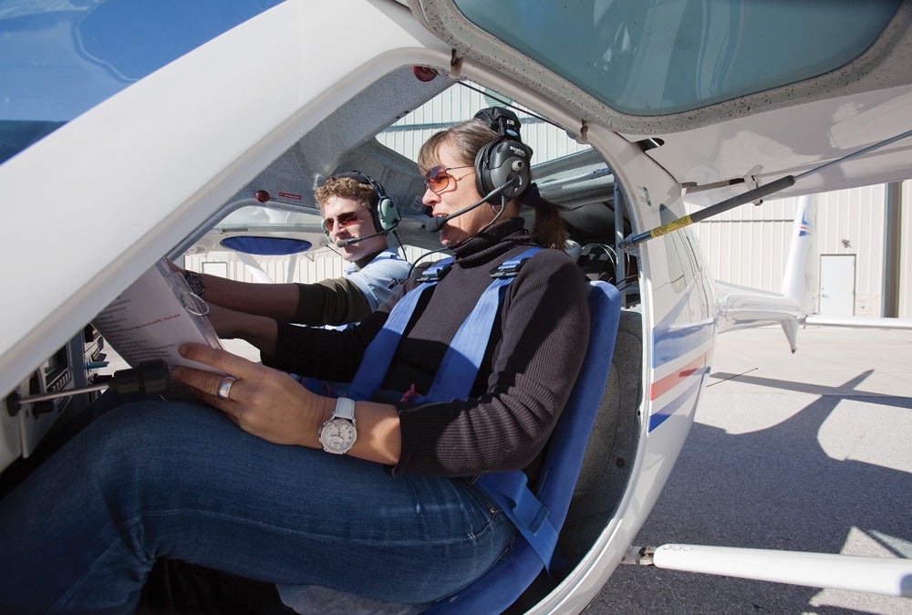 fly0311_joy7_1000x674.jpg