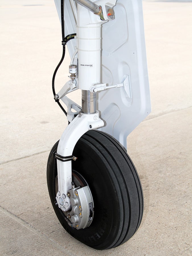fly0311_mirage6_675x900.jpg