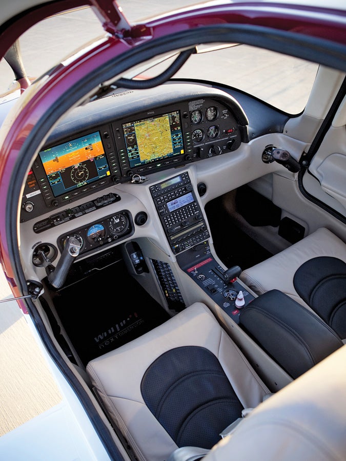 fly0511_ent_cirrus3.jpg
