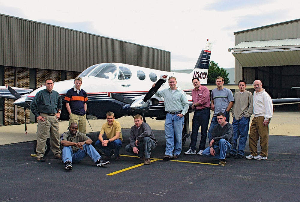fly0611_american2_big.jpg