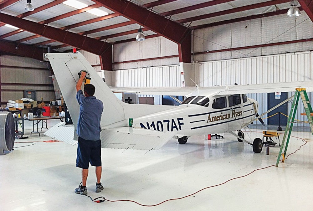 fly0611_american6_big.jpg