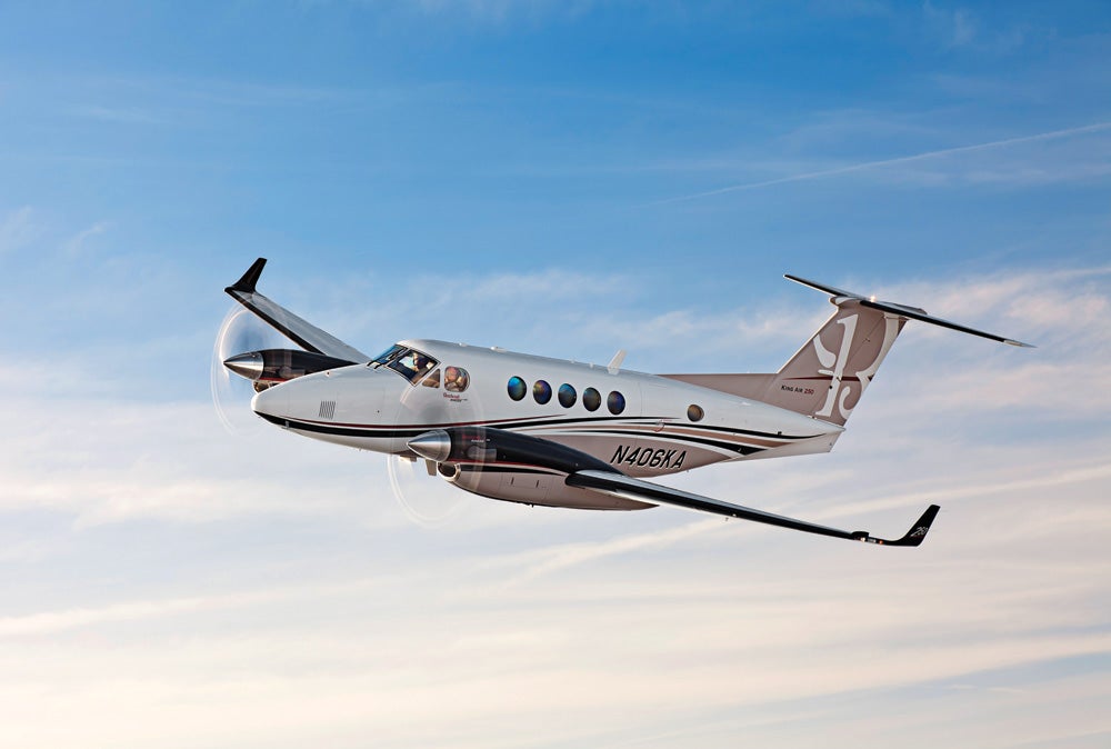 fly0611_kingair3.jpg