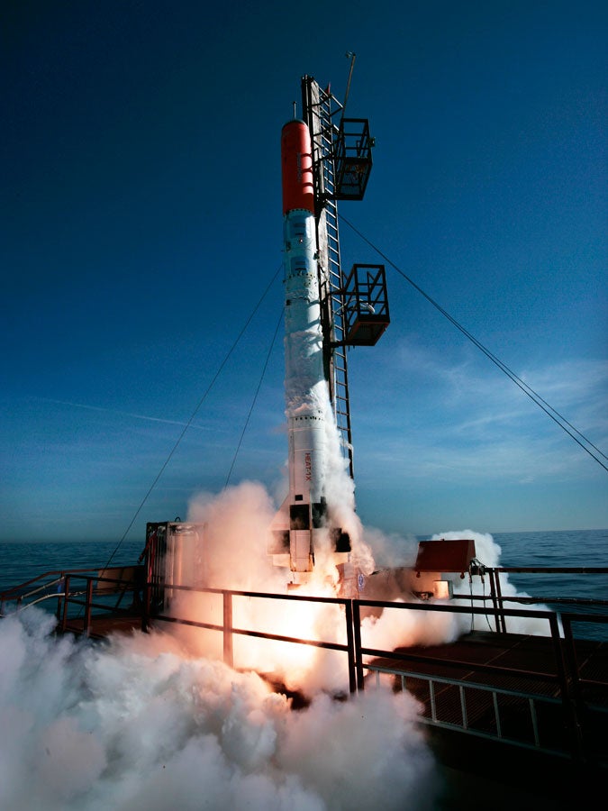 rocket1.jpg