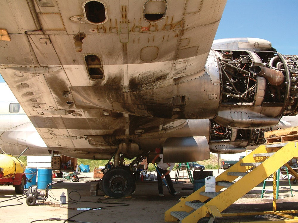 fly0811_dig_jump4.jpg