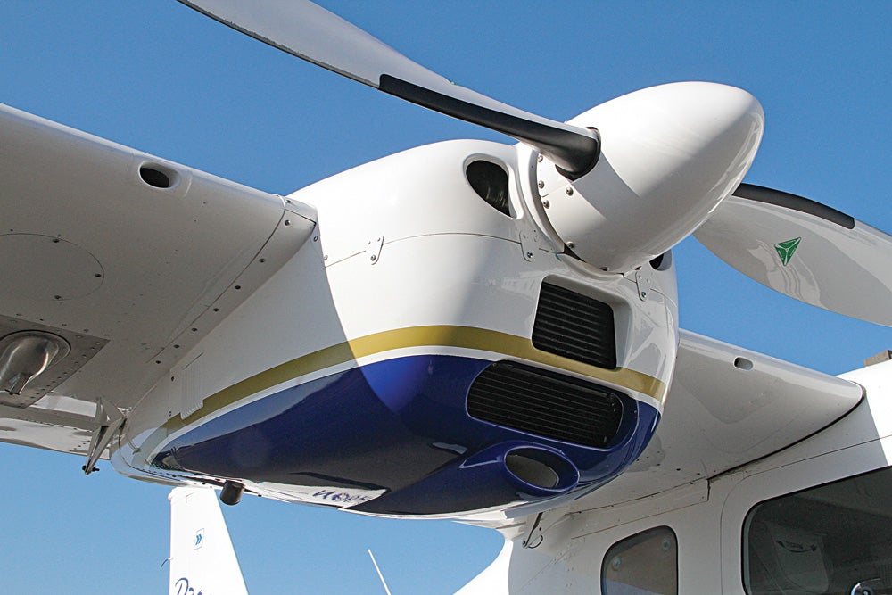 fly0911_technam5.jpg