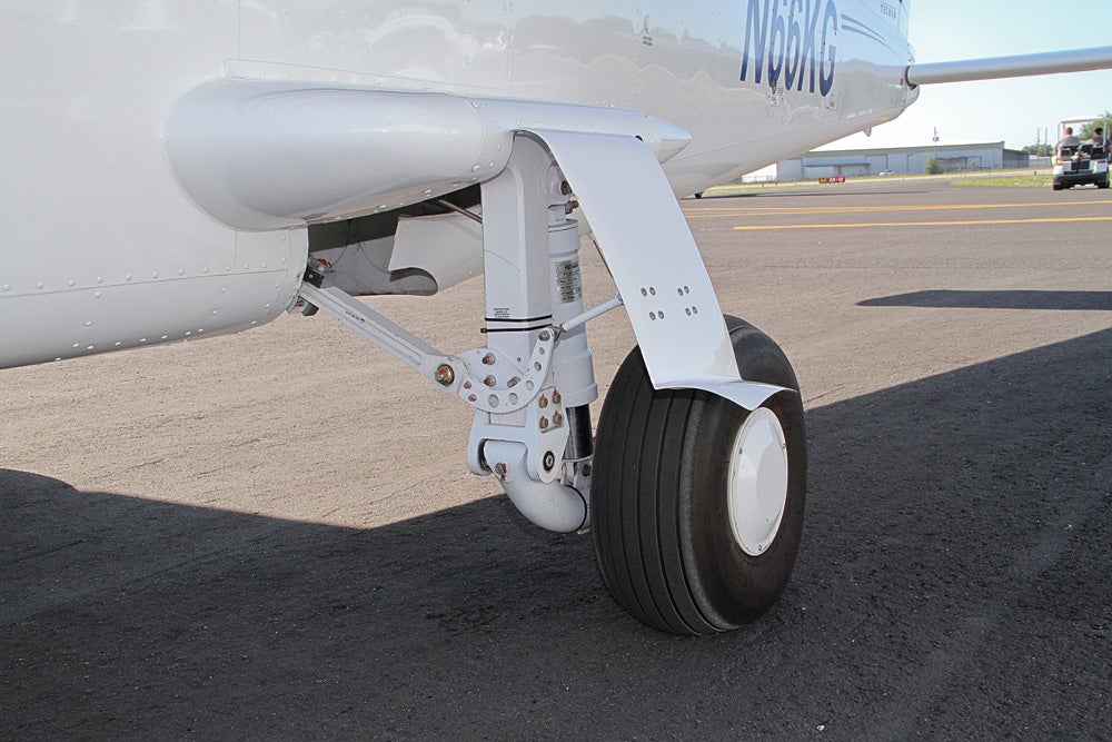 fly0911_technam8.jpg