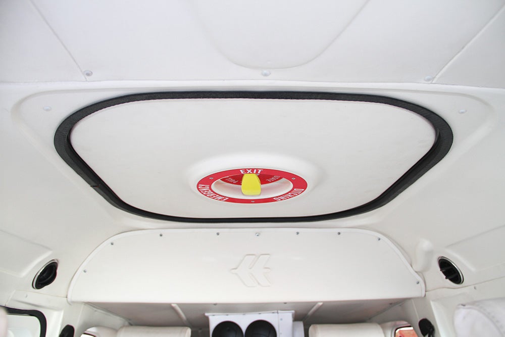 fly0911_technam9.jpg