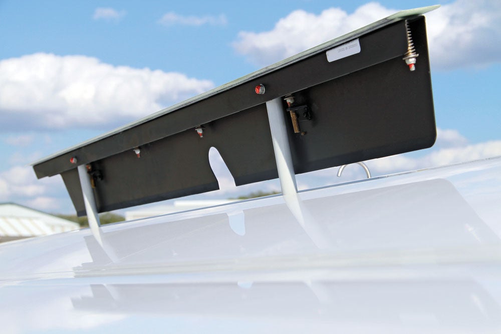 fly1211_pipistrel8.jpg