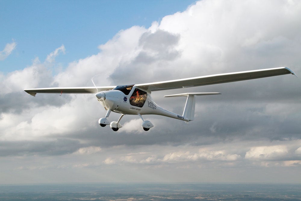 fly1211_pipistrel9.jpg