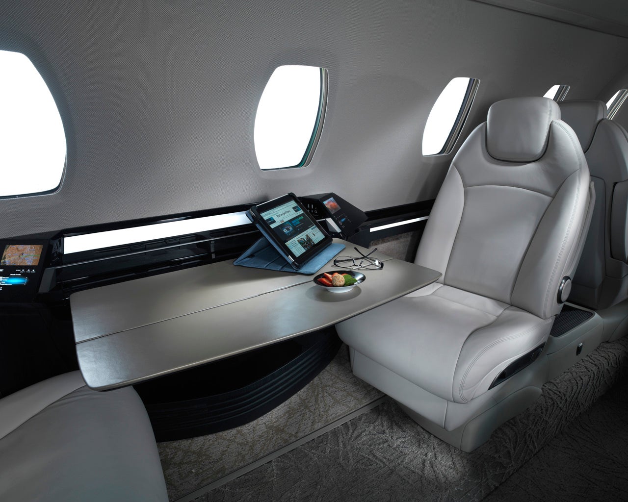Cessna Citation Ten