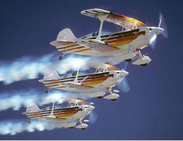 Eagles Aerobatic Flight Team in flight
