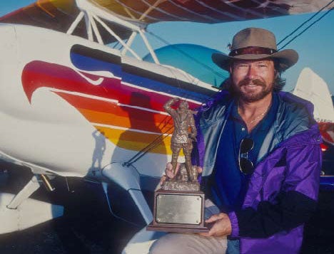 John Denver with his Eagle at Oshkosh