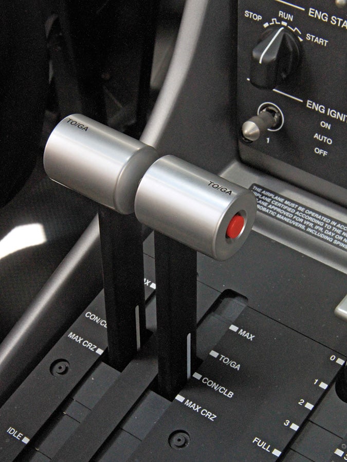 Phenom 100 Throttle
