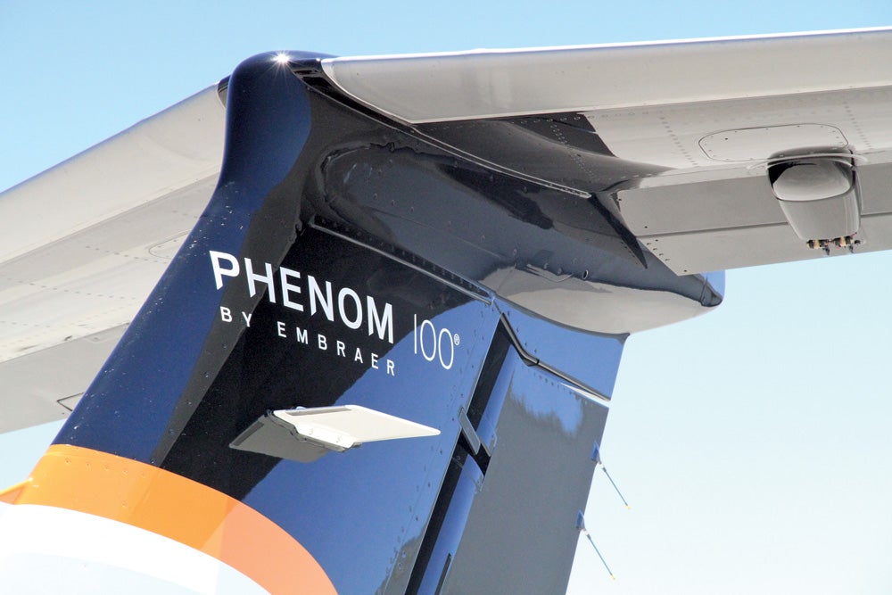 Phenom 100