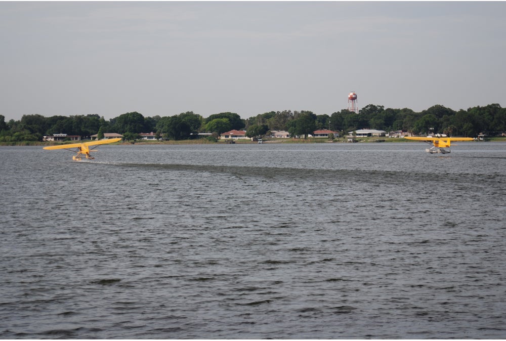 Piper Cub Seaplane Discovery Flights