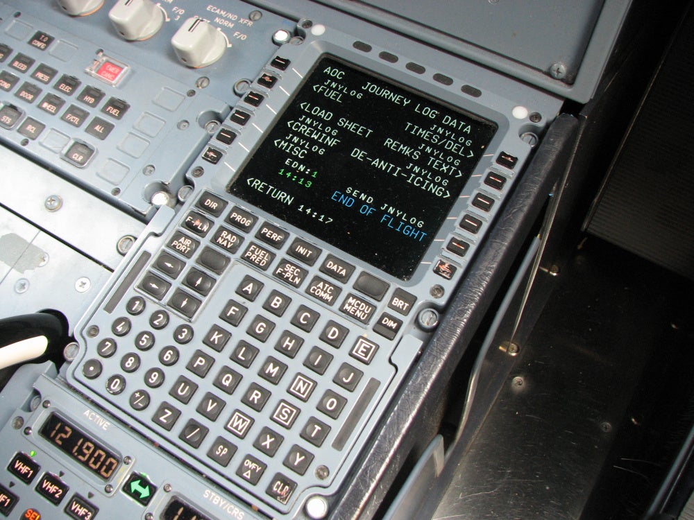 06_flight_management_system.jpg
