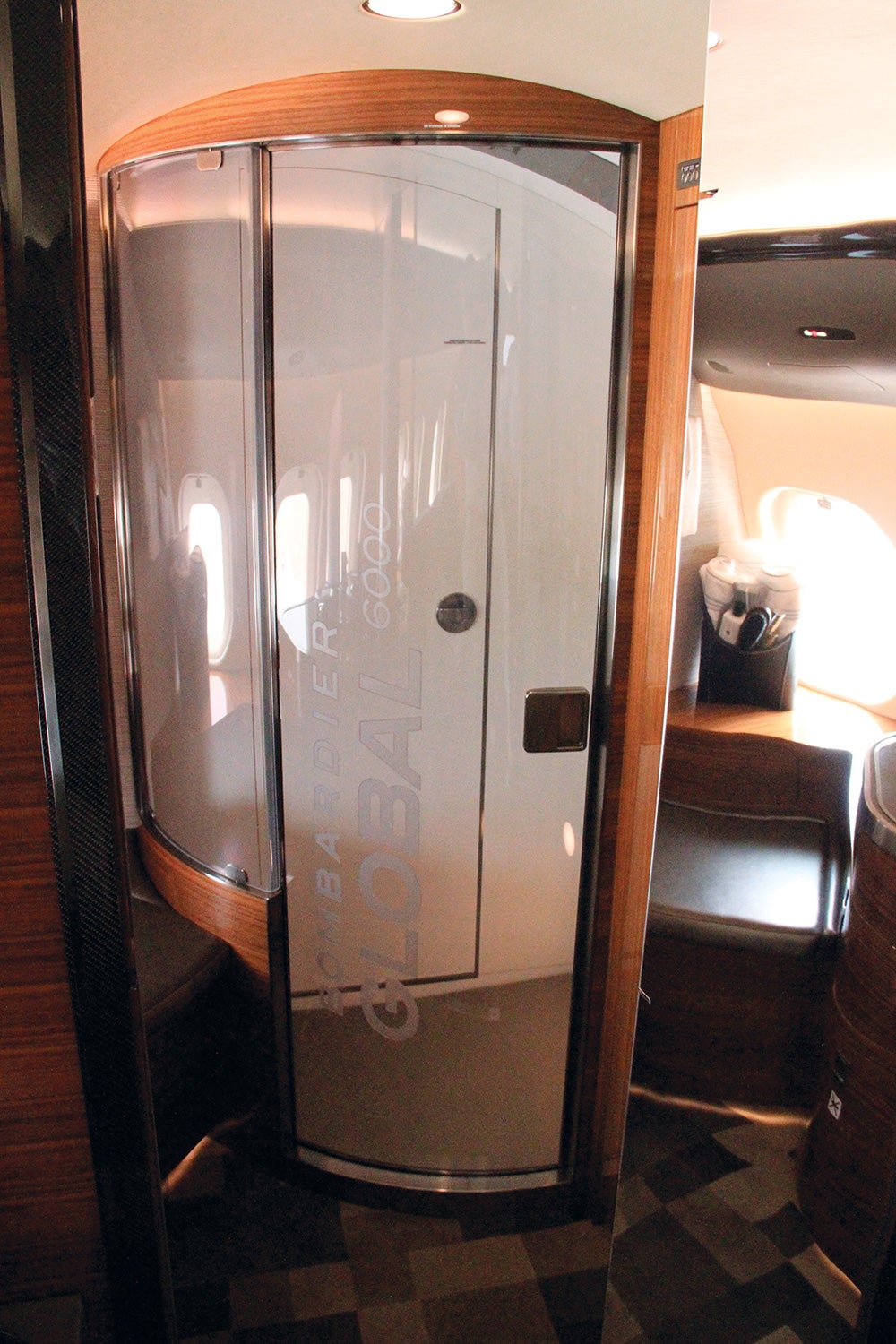 fly0413_global11.jpg