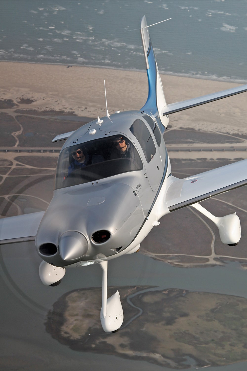 cirrus_gallery1.jpg