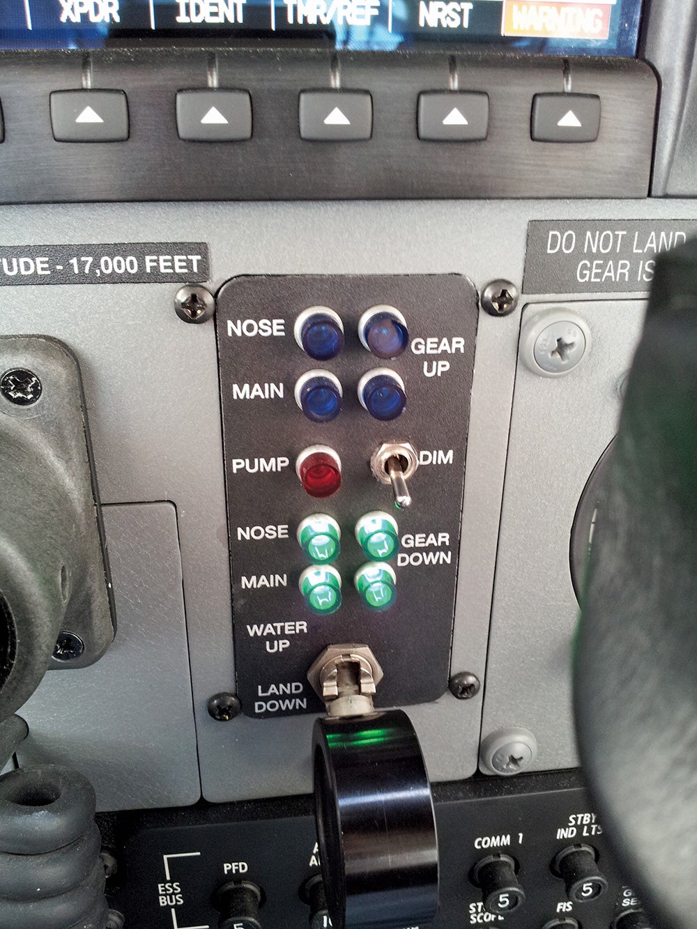 fly0413_cessna206_5.jpg