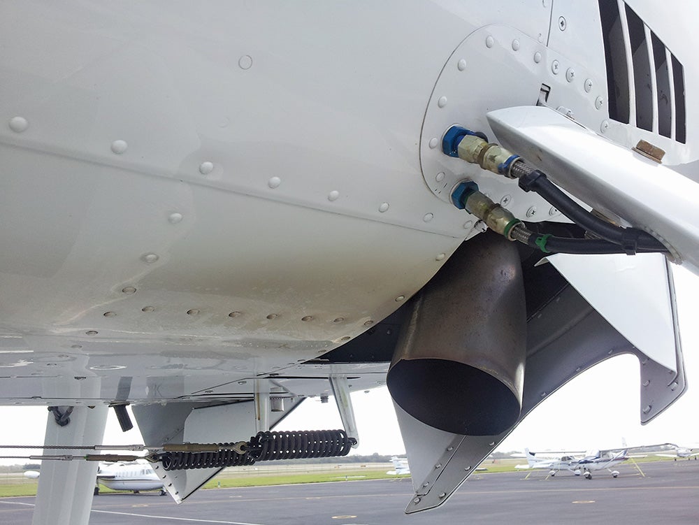 fly0413_cessna206_8.jpg