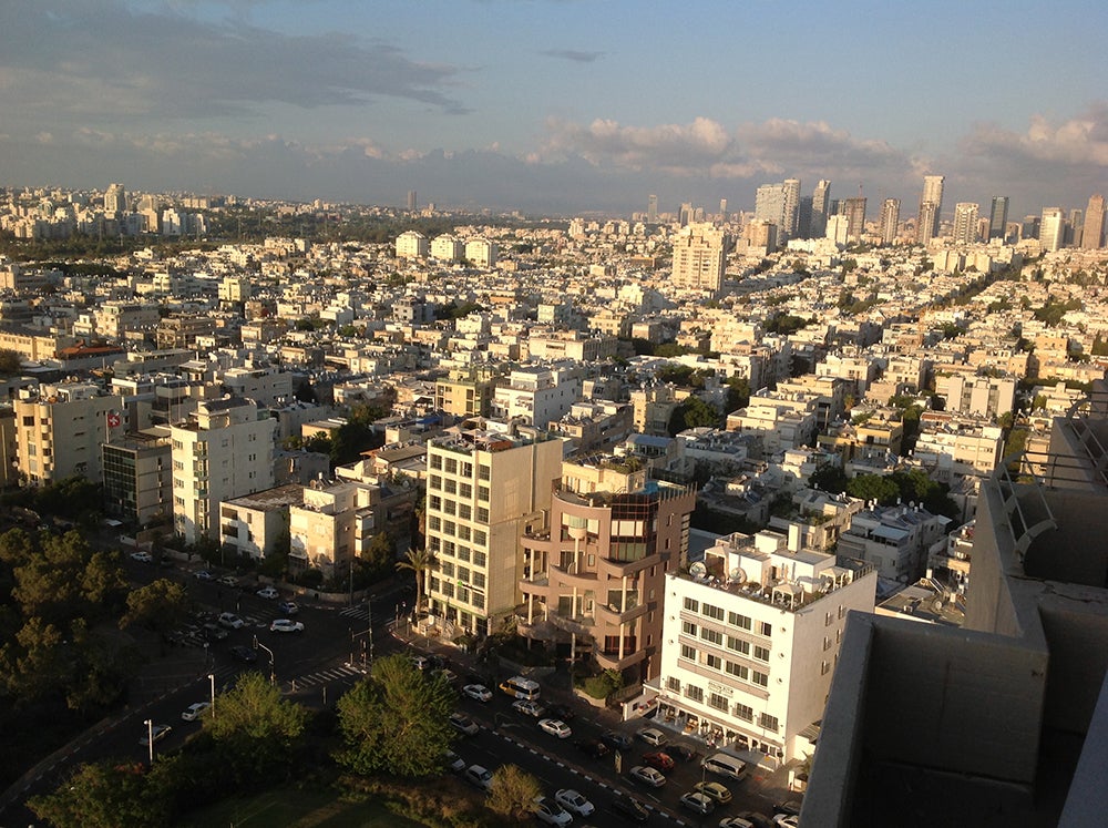 05-flying-past-downtown-tel-aviv.jpg
