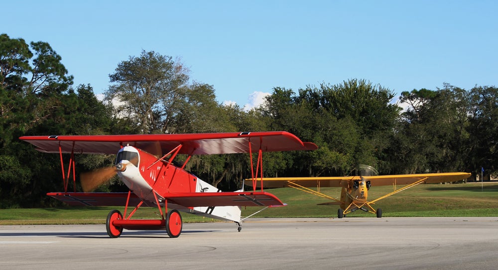 fly-in-friday-night-10-4-005.jpg