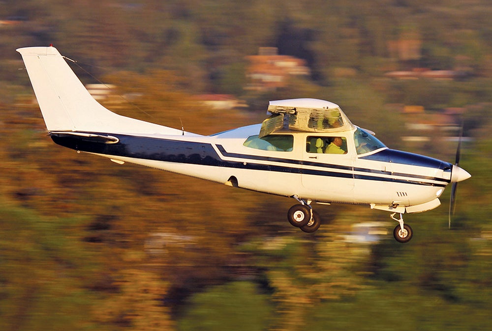 43-cessna210-platinum.jpg