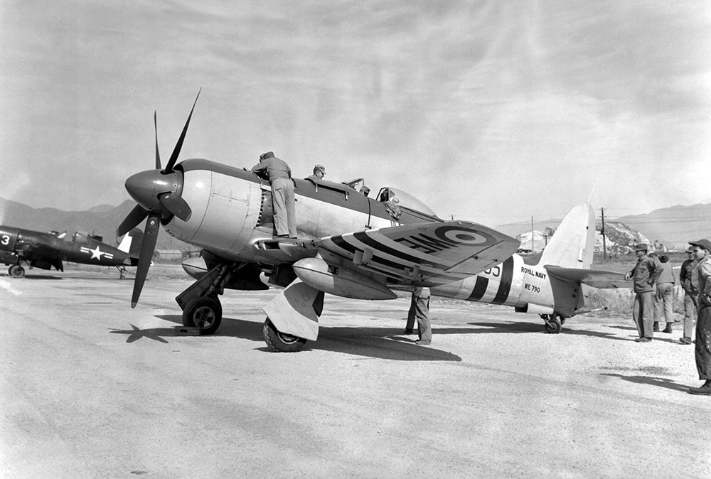 94-hawker-sea-fury.jpg