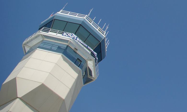 A reader asks how to handle an incident where a student pilot accidentally passed through the edge of Class B airspace. [Credit: FLYING Archives]