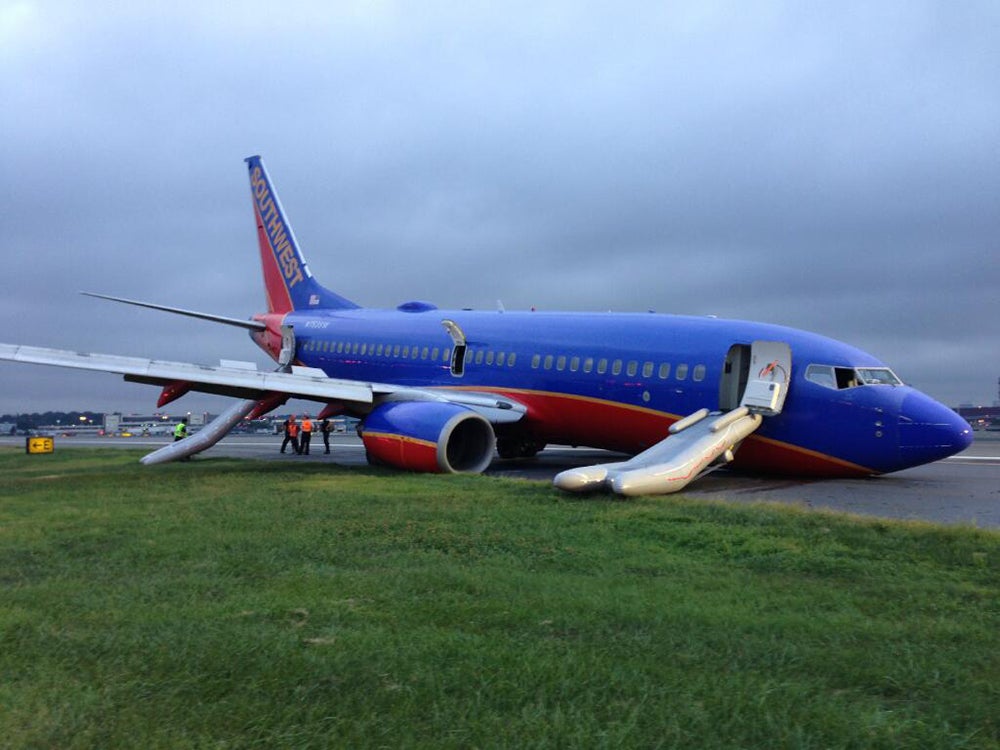top2013-swa-737-lga.jpg