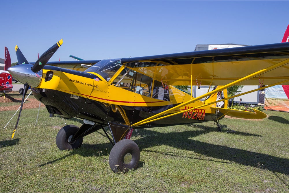 aviat husky.jpg