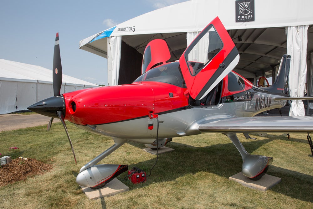 cirrus display001.jpg