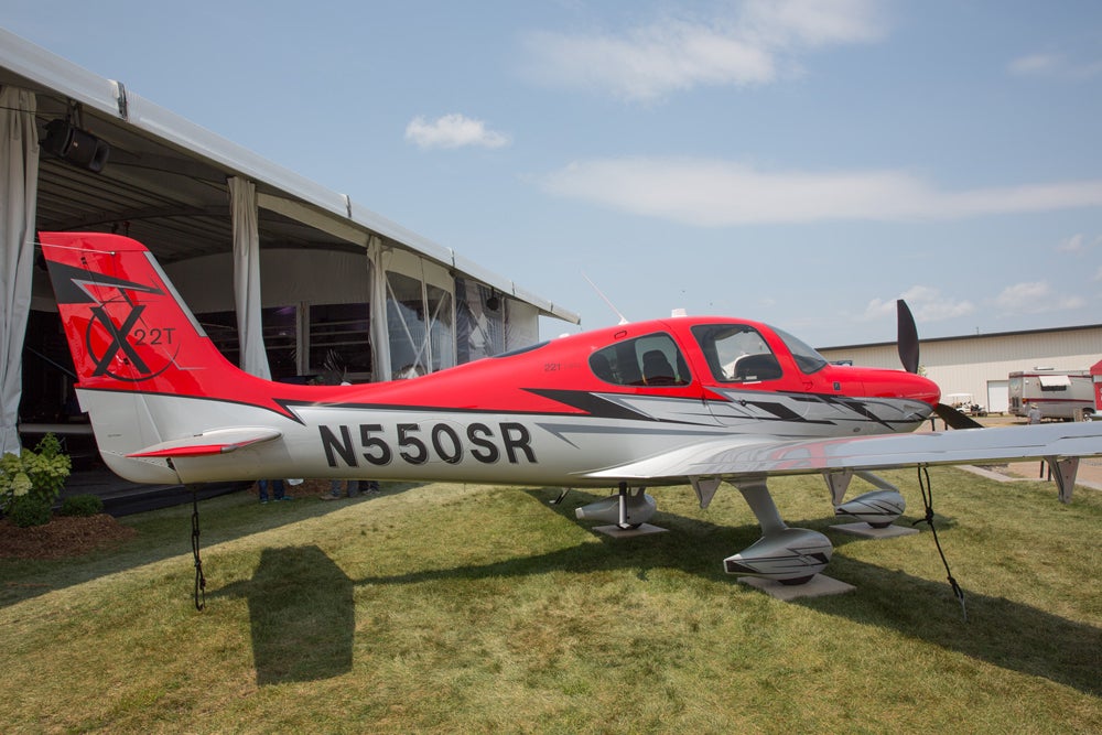 cirrus display002.jpg