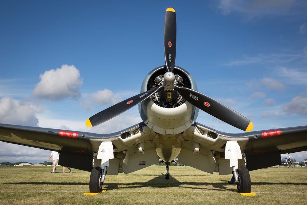 f4u corsair_2.jpg