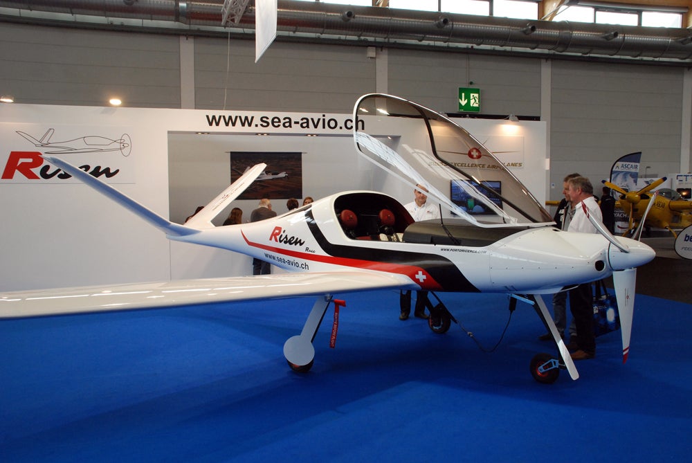 8 risen motorglider.jpg