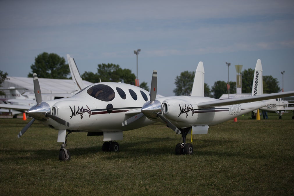 osh15-jv-rutan-boomerang.jpg
