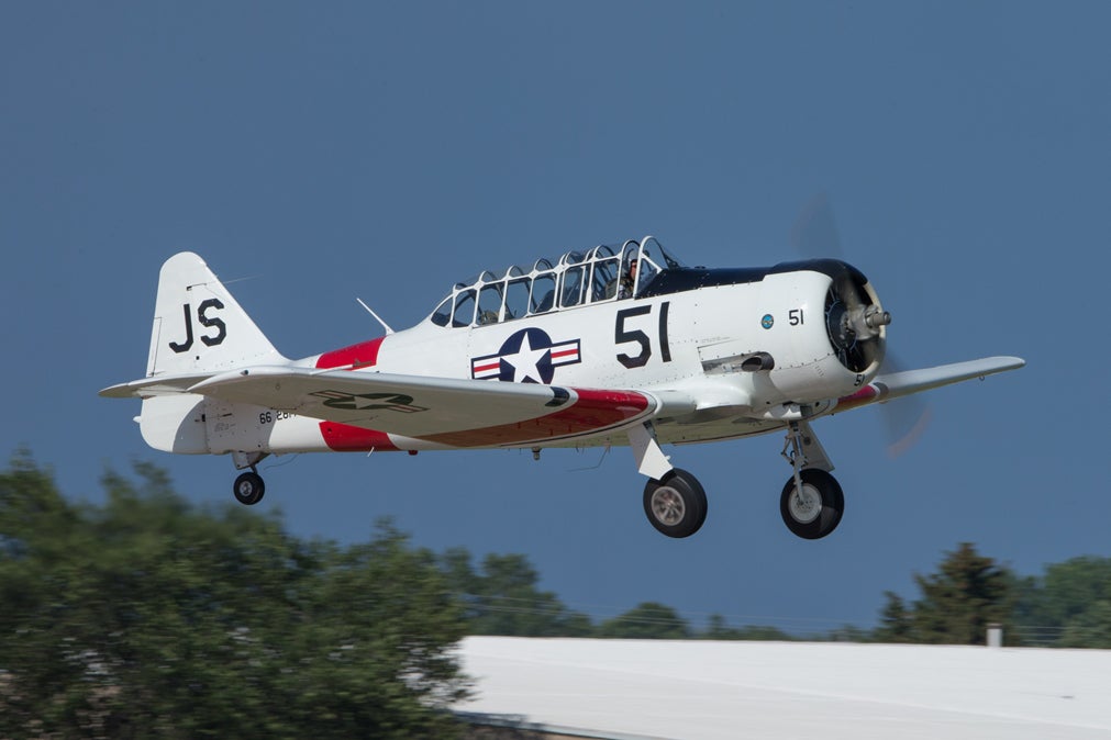 osh15-jv-warbirds-of-america.jpg